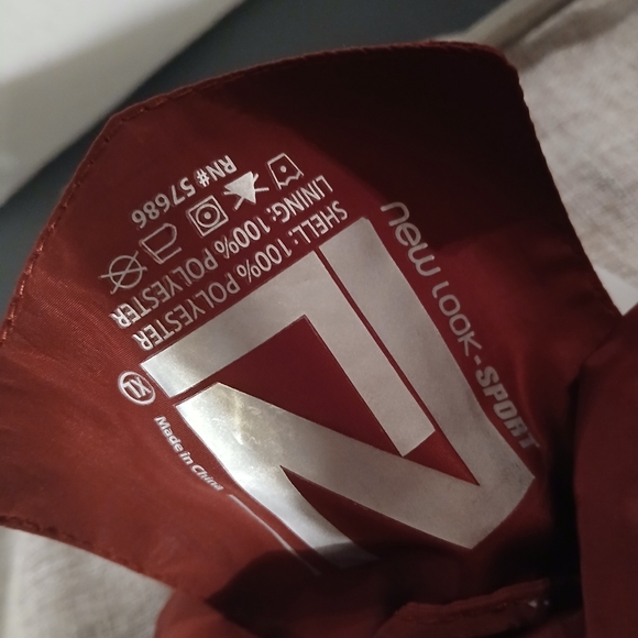 NEW LOOK SPORT WOMEN'S LONG SLEEVE RED WHITE AND BLUE TOP XL - Picture 3 of 3